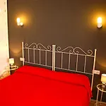 Apartment First Line With Two Bedrooms And Sea View Nerja
