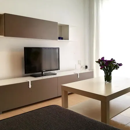 First Line With Two Bedrooms And Sea View *
